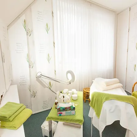 Haus Becker Отель 3*