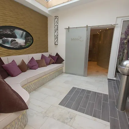 Отель Haus Becker